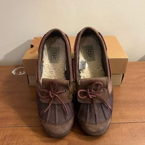 Ugg Ashdale boat shoe red maroon color size 8.5